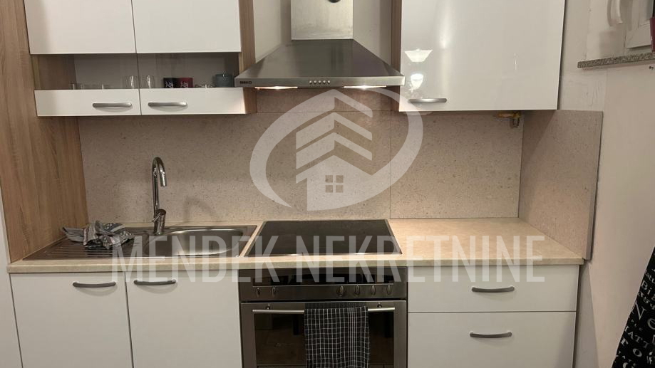 Apartment&comma; 44 m2&comma; For Sale&comma; &Ccaron;akovec - Centar
