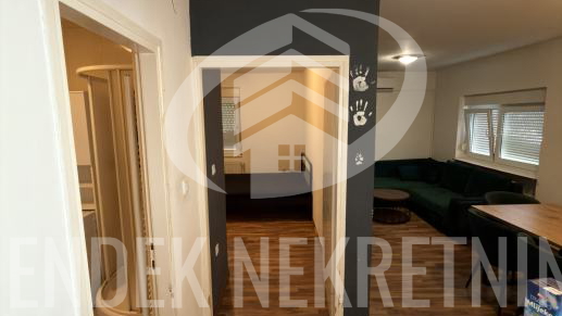 Apartment&comma; 49 m2&comma; For Sale&comma; Vara&zcaron;din - Bronx