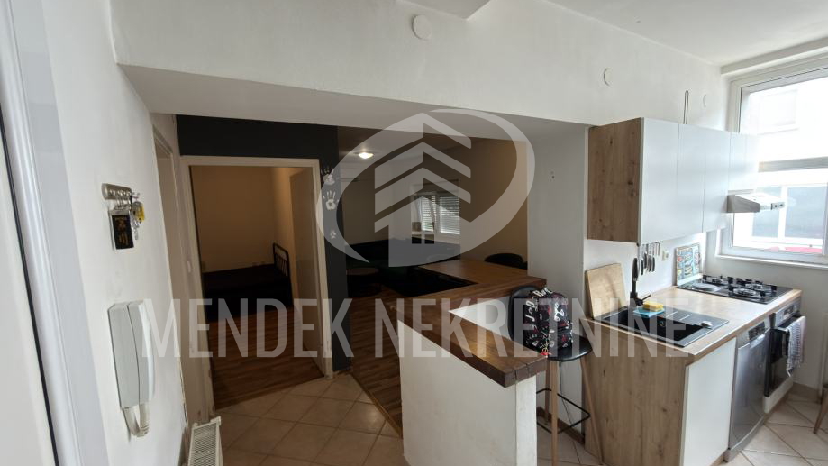 Apartment&comma; 49 m2&comma; For Sale&comma; Vara&zcaron;din - Bronx