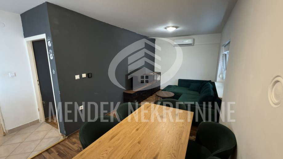 Apartment&comma; 49 m2&comma; For Sale&comma; Vara&zcaron;din - Bronx