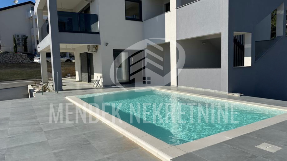 House&comma; 395 m2&comma; For Sale&comma; Rab - Banjol