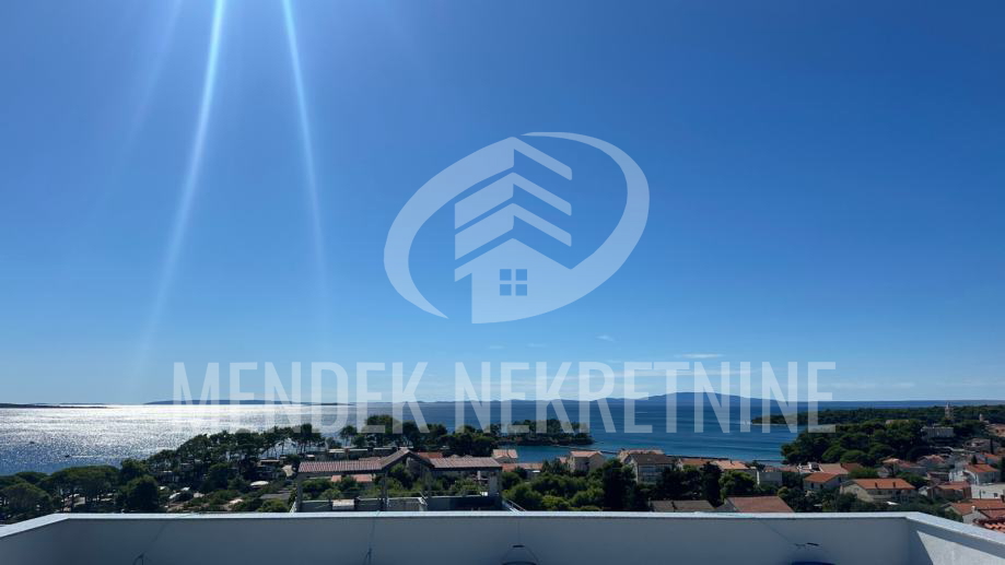 House&comma; 395 m2&comma; For Sale&comma; Rab - Banjol