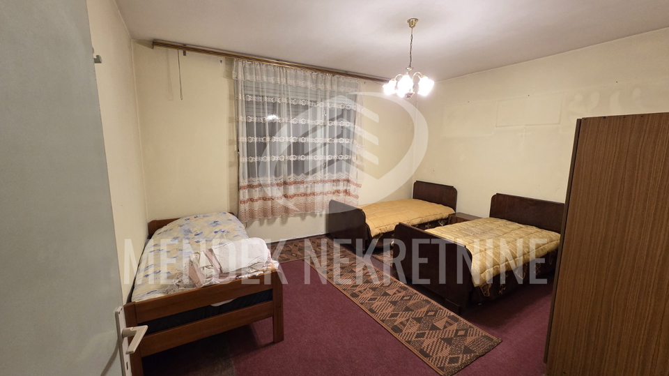 KU&Cacute;A-IDEALNO ZA RADNU SNAGU