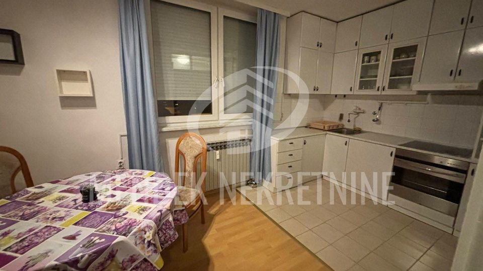 CENTAR GRADA - ETAŽNO GRIJANJE PLIN