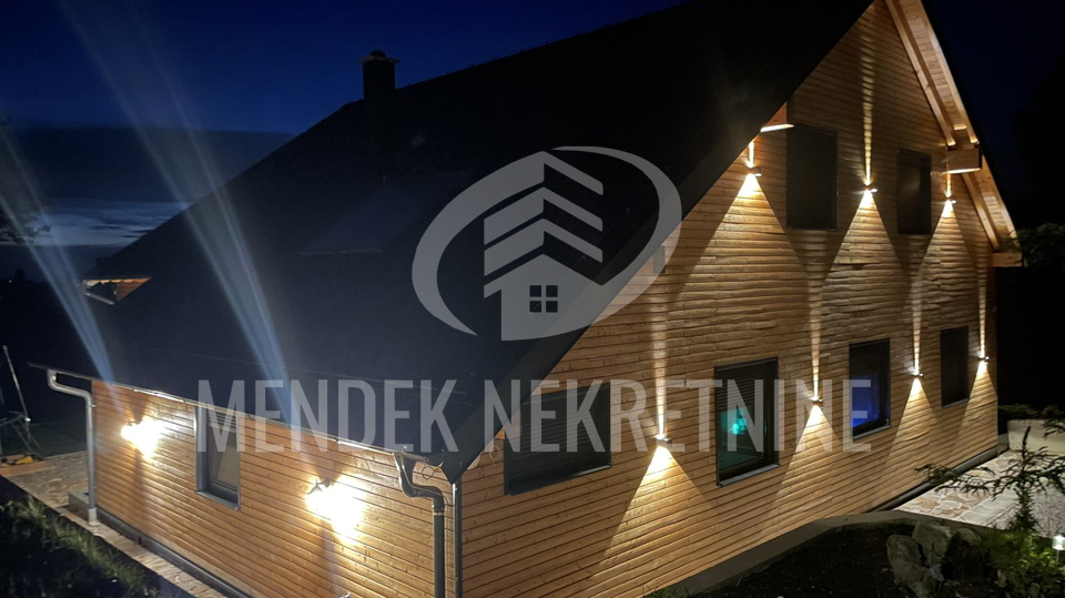 Haus&comma; 240 m2&comma; Verkauf&comma; Vara&zcaron;din Breg