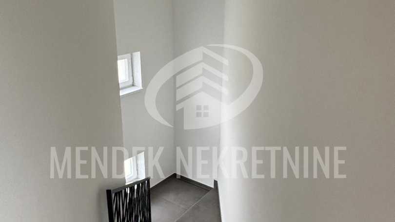 House&comma; 117 m2&comma; For Sale&comma; Sra&ccaron;inec