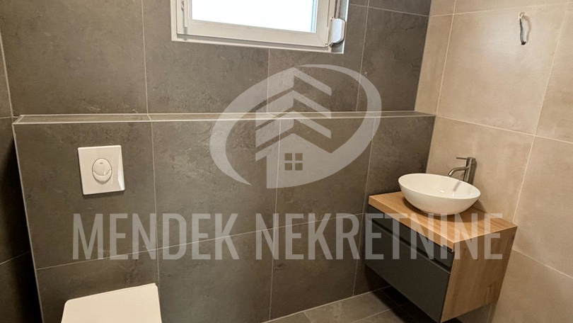 House&comma; 117 m2&comma; For Sale&comma; Sra&ccaron;inec