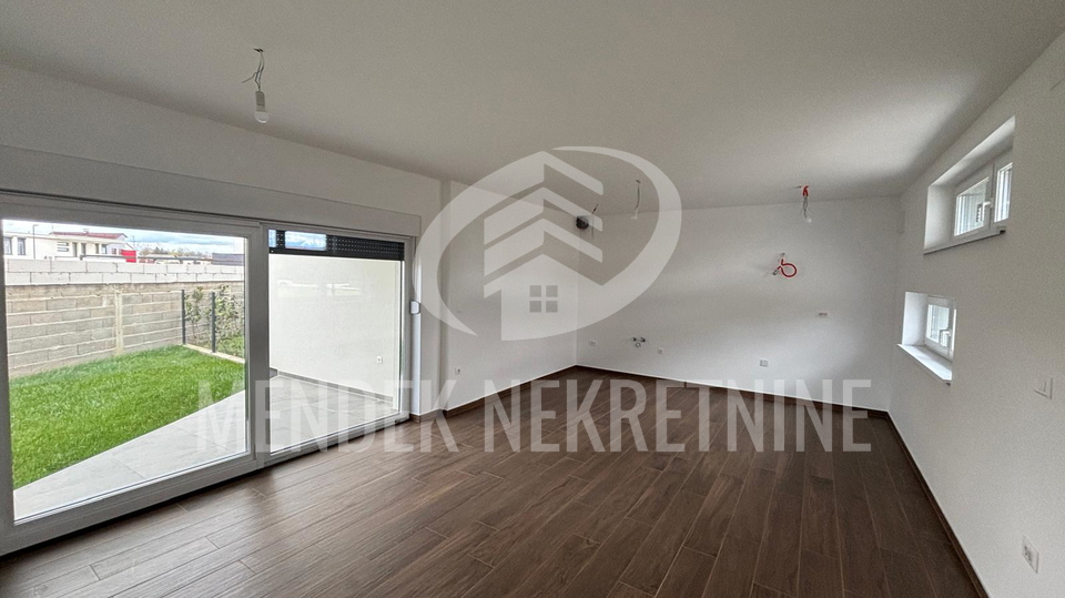 House&comma; 117 m2&comma; For Sale&comma; Sra&ccaron;inec