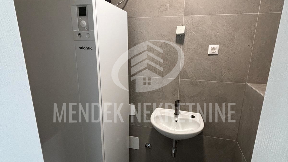 Stanovanje&comma; 130 m2&comma; Prodaja&comma; Sra&ccaron;inec