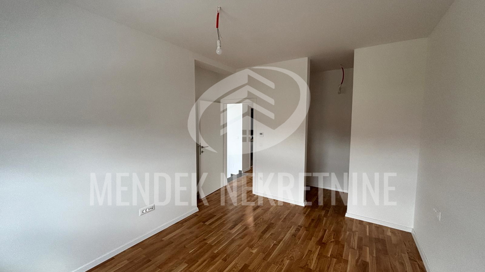 Stanovanje&comma; 130 m2&comma; Prodaja&comma; Sra&ccaron;inec