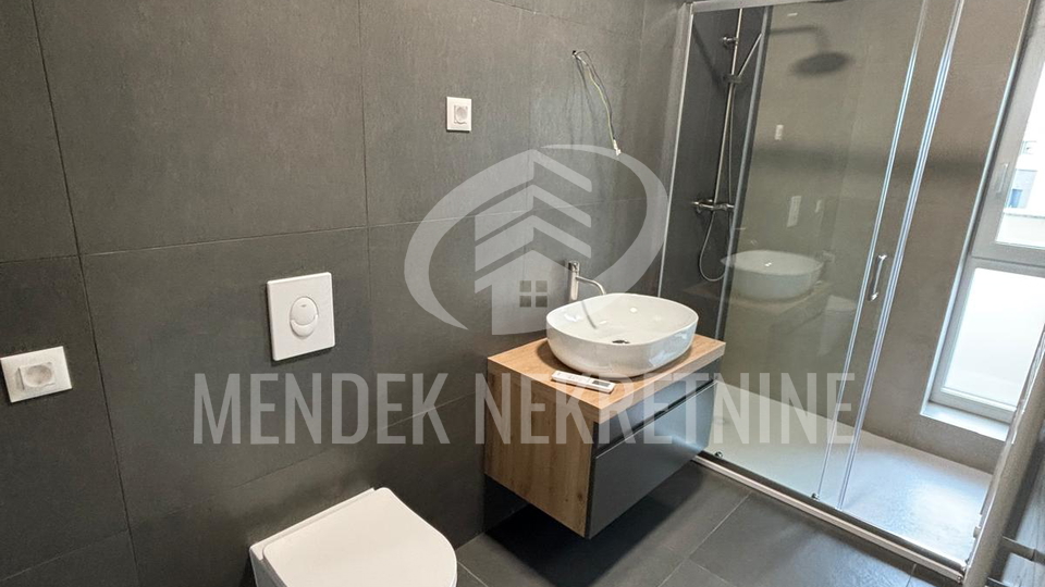 Stanovanje&comma; 130 m2&comma; Prodaja&comma; Sra&ccaron;inec