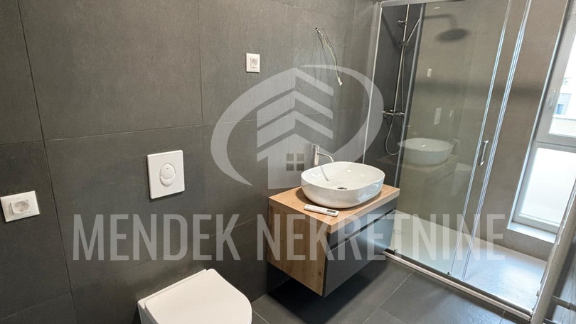 Casa&comma; 130 m2&comma; Vendita&comma; Sra&ccaron;inec