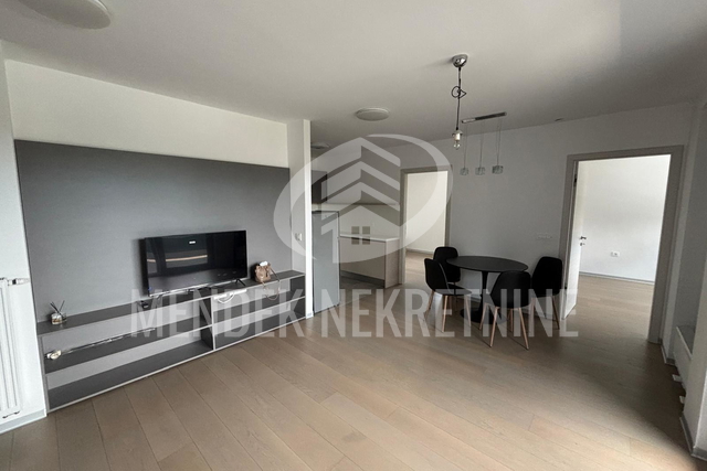 4 SOBAN STAN 78 m2, spremište i parkirno mjesto u garaži, najam, Varaždin