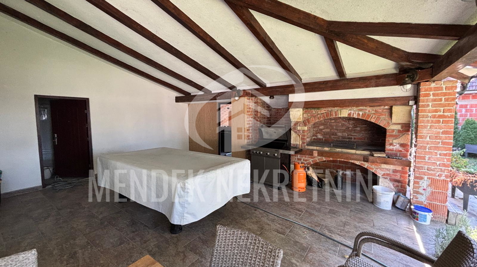 House&comma; 178 m2&comma; For Sale&comma; Trnovec Bartolove&ccaron;ki - &Scaron;emovec