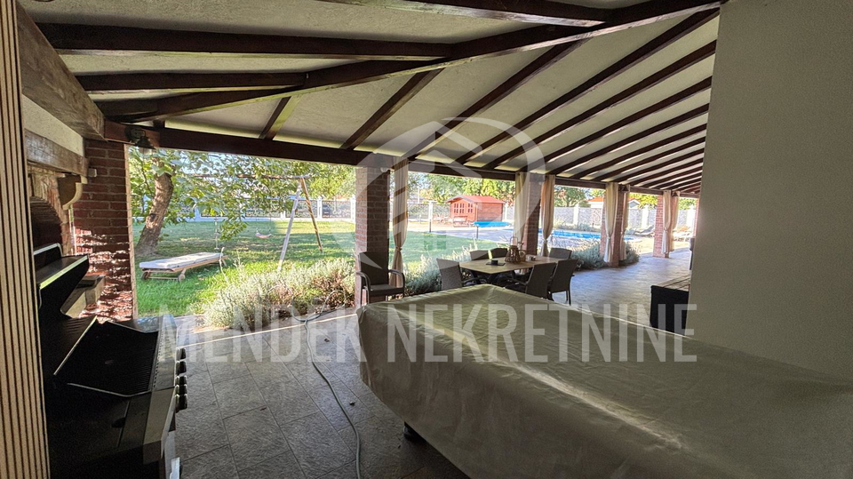 House&comma; 178 m2&comma; For Sale&comma; Trnovec Bartolove&ccaron;ki - &Scaron;emovec