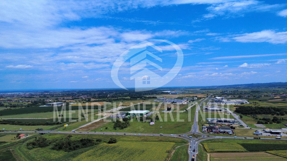 Grundst&uuml;ck&comma; 5550 m2&comma; Verkauf&comma; Gornji Kneginec - Gornji Kneginec