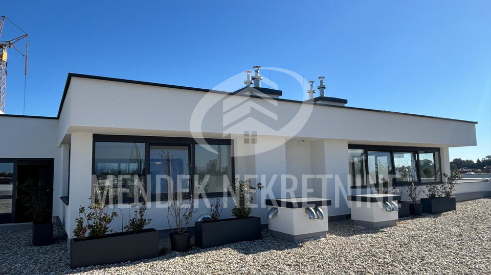 Wohnung&comma; 234 m2&comma; Verkauf&comma; &Ccaron;akovec - Globetka