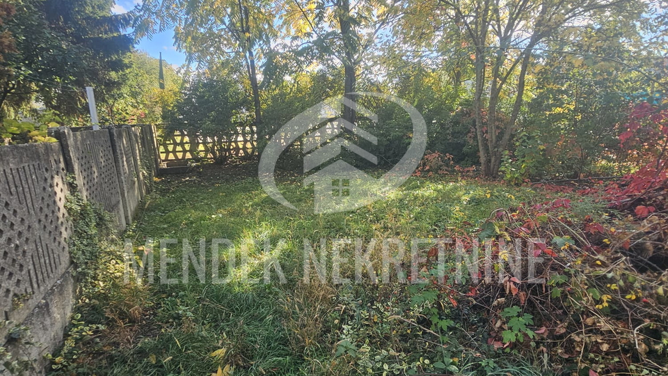 Hi&scaron;a&comma; 250 m2&comma; Prodaja&comma; Vara&zcaron;din - Centar
