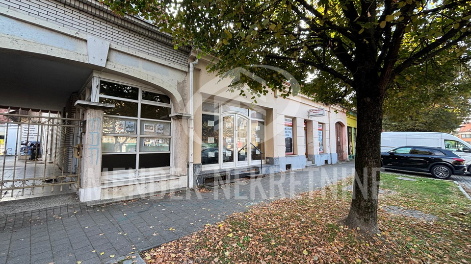 ZAKUP POSLOVNIH POSLOVA U CENTRU &Ccaron;AKOVCA