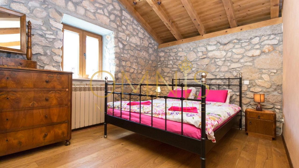 OPATIJA, BRSEČ- kamena villa na prekrasnoj lokaciji!