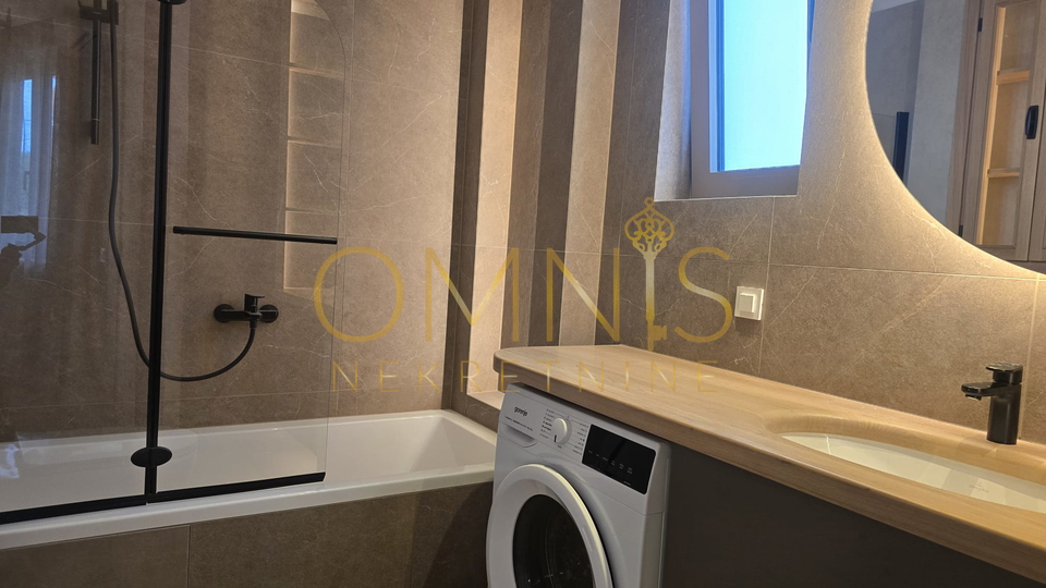 Opatija,centar,2S+DB,75m2,najam!