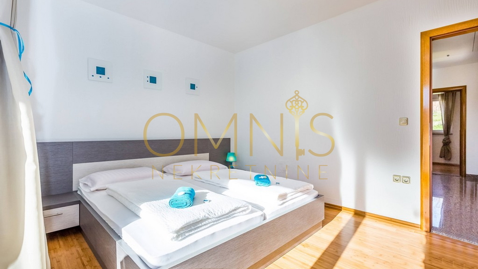 Villa – Komforna kuća za odmor s bazenom i pogledom na more