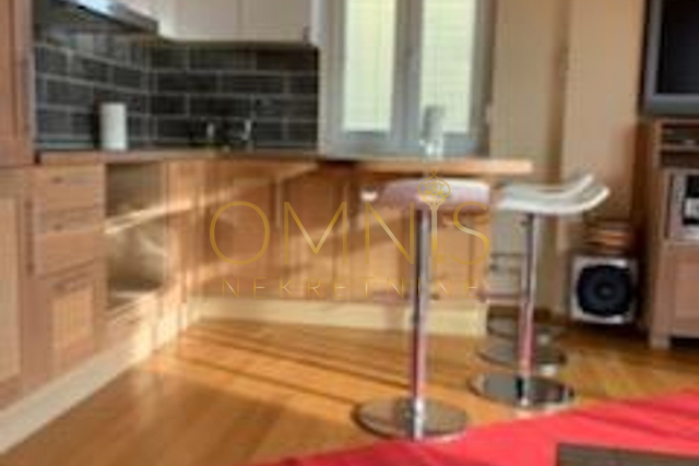 Rijeka, Zamet - 42 m2, 1S+DB, parking, najam!