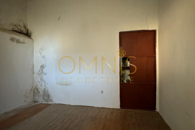 Rijeka, Centar - 68,95 m2, 3S, investicija!