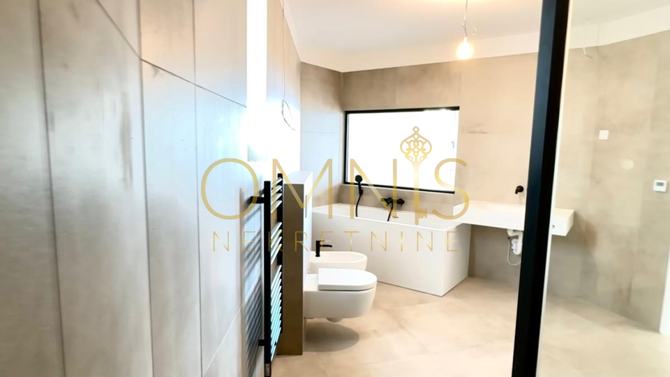 Opatija, center, penthouse with sea view, for sale!