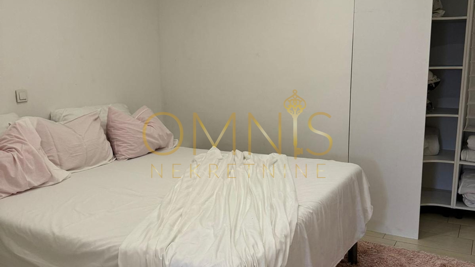 Rijeka, Kantrida 2S+DB, terasa, parking, prodaja!