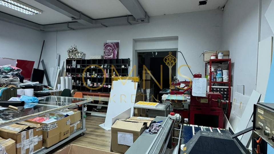 Rijeka, Školjić - poslovni prostor, 108m2, preuređen