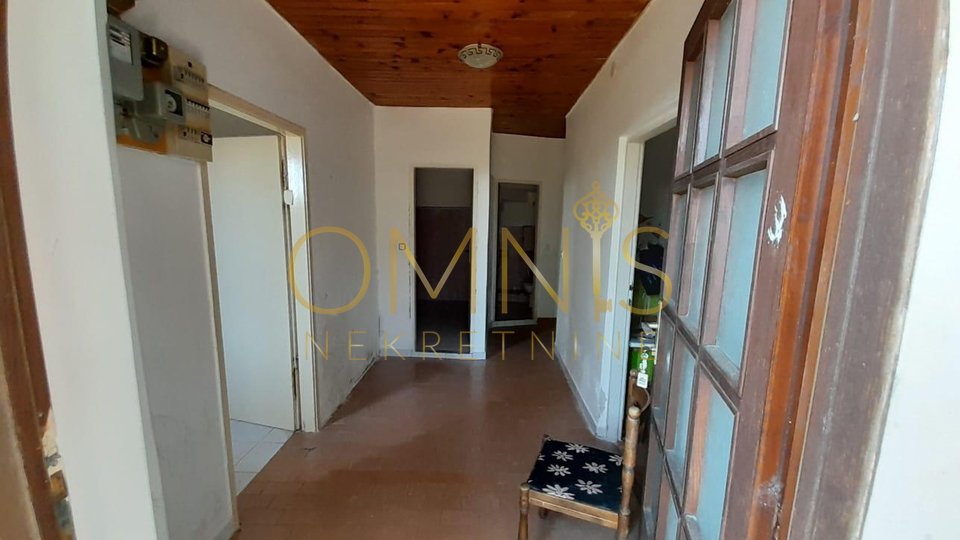 Rijeka, Centar - 100 m2, prizemlje, okućnica
