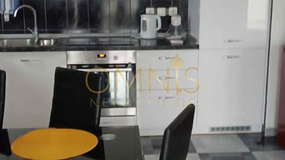Crikvenica, Jadranovo, penthouse 92m2, 1 bedroom + dining room, for sale!