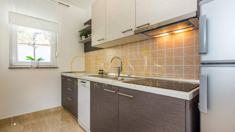 Villa – Private holiday house with a swimming pool and sea view
