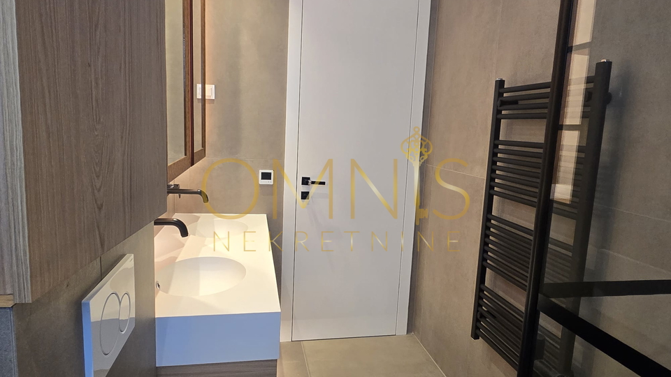 Opatija,centar,2S+DB,85m2,pogled na more,najam