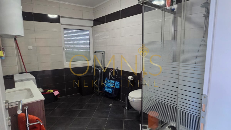 Crikvenica,2S+DB,100m2,3 parkirana mjesta,prodaja!