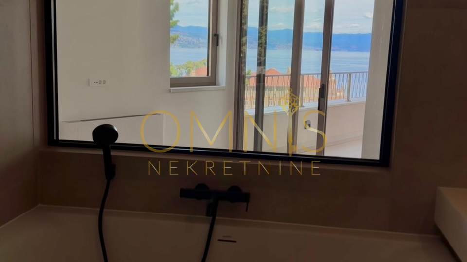Opatija, center, penthouse with sea view, for sale!