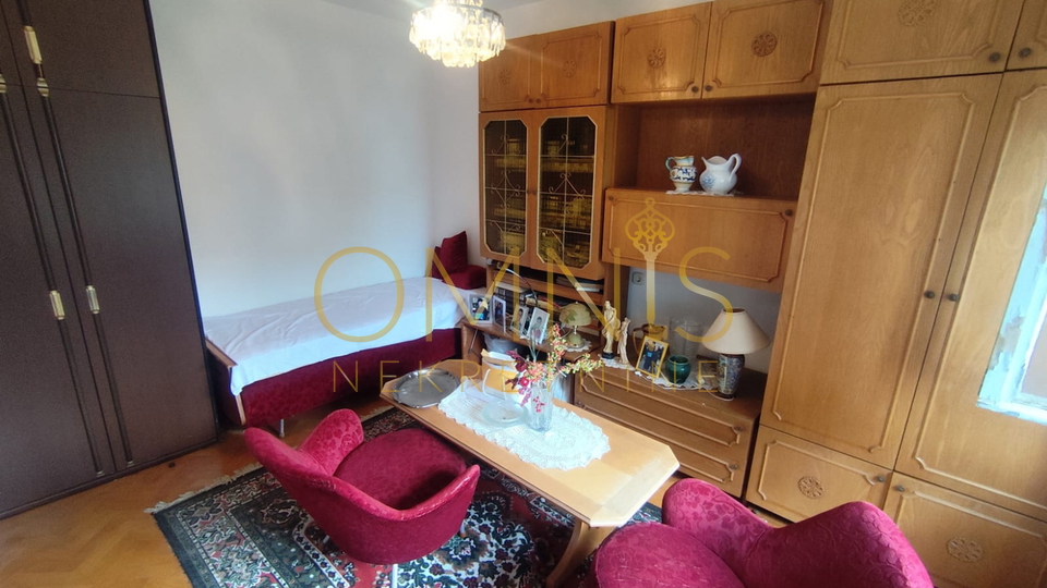 Rijeka, Donja Vežica, 3S+DB, balkon!