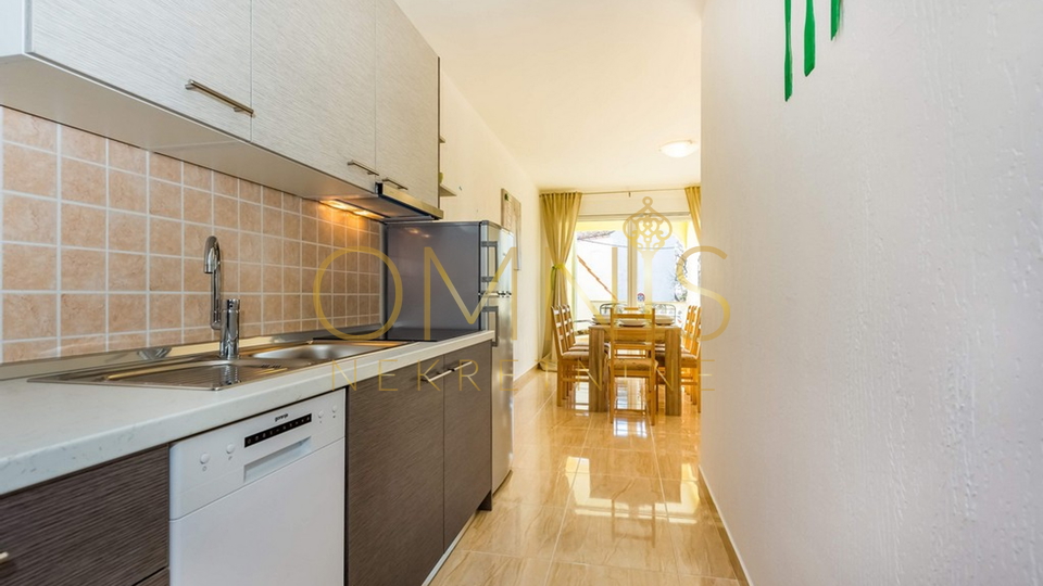 Villa – Private holiday house with a swimming pool and sea view