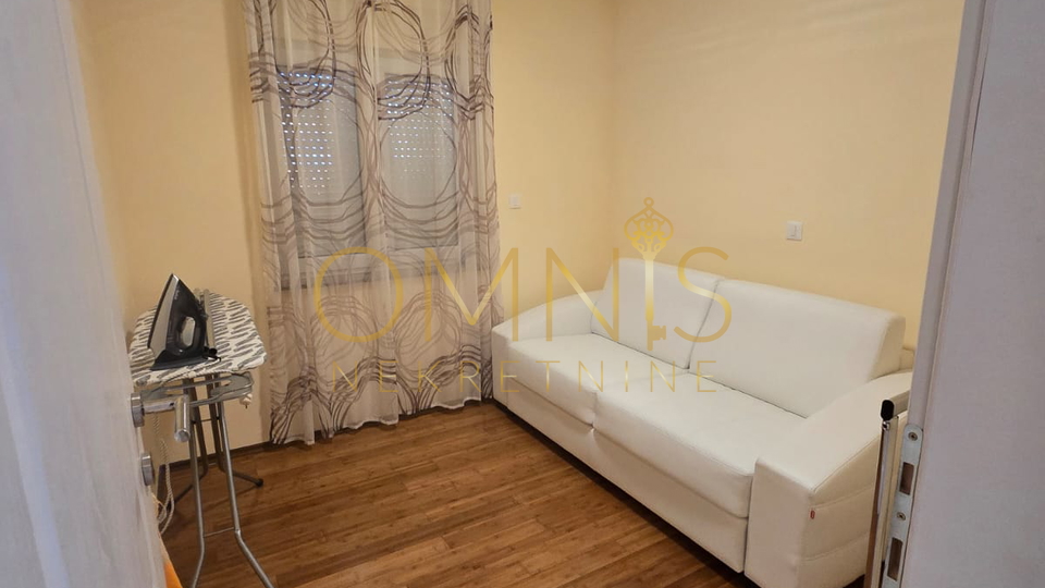 Crikvenica,2S+DB,100m2,3 parkirana mjesta,prodaja!