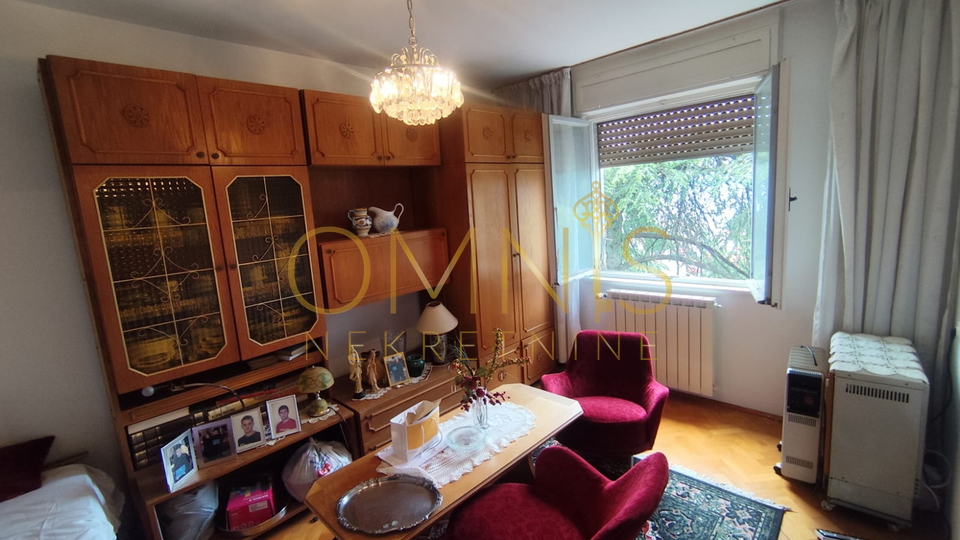 Rijeka, Donja Vežica, 3S+DB, balkon, najam!