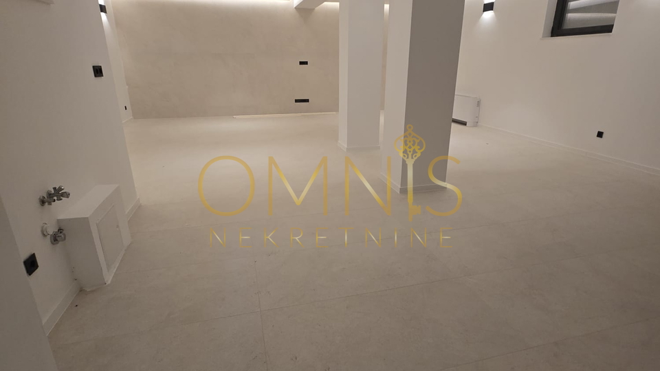 Krk,vila sa bazenom3S+DB,170m2,prodaja!