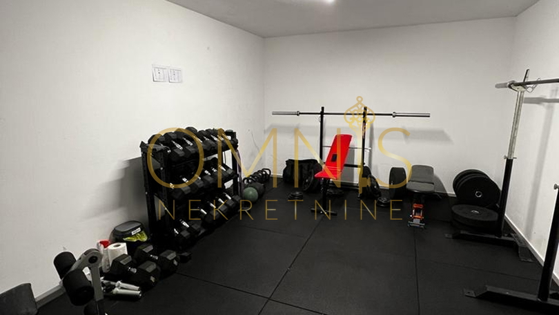 Kostrena - 2S+DB, 86 m2, terasa, parking, najam!