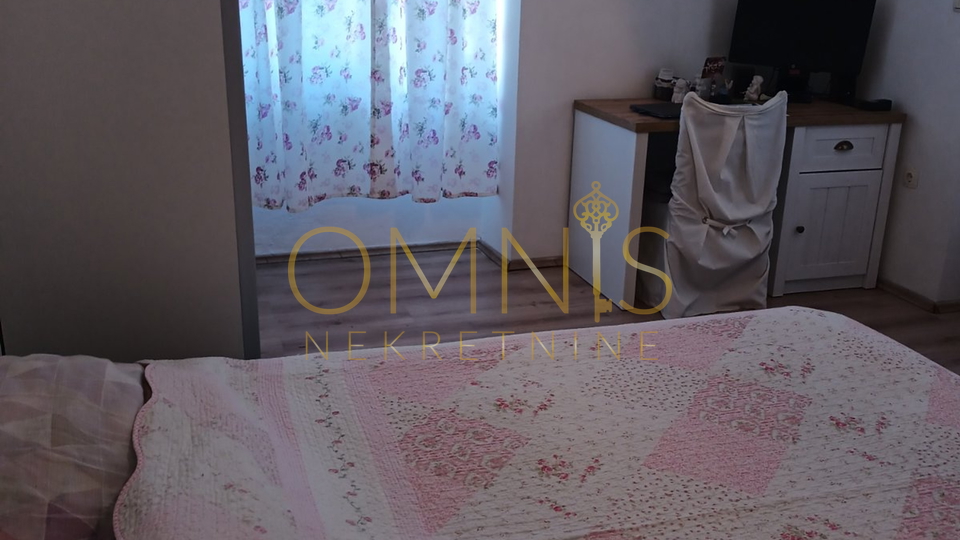 Rijeka, Center - 2 bedrooms + living room with dining area and kitchen, 66.10 m2