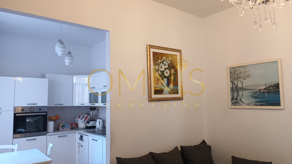 Rijeka, Center - 2 bedrooms + living room with dining area and kitchen, 66.10 m2