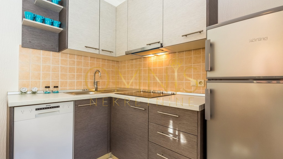 Villa – Komforna kuća za odmor s bazenom i pogledom na more