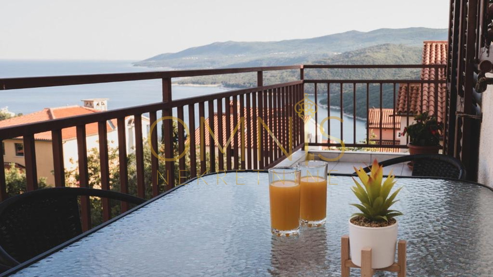 Istra,Rabac-stan površine44m2,pogled na more,prodaja!