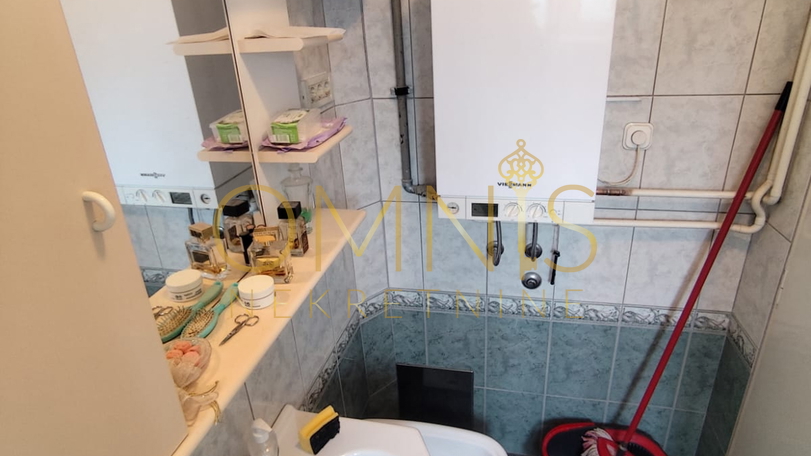 Rijeka, Donja Vežica, 3S+DB, balkon!