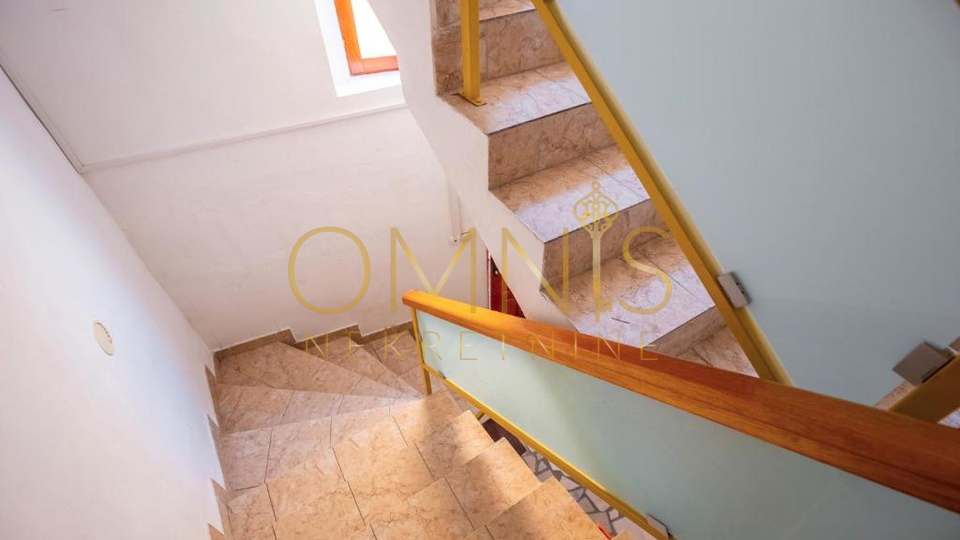 Garsonjera za najam, 30m2, Bakar