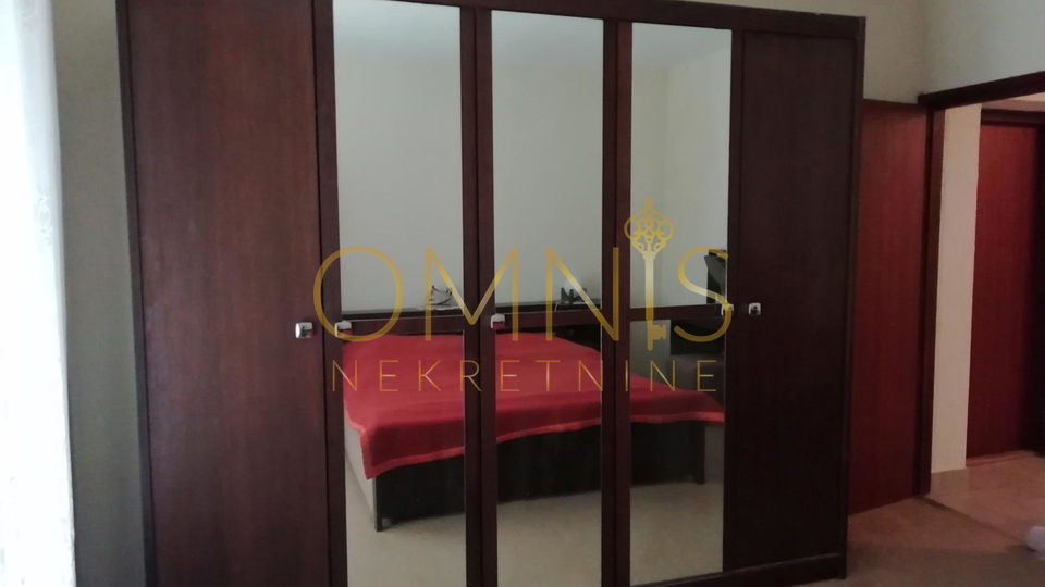 CRIKVENICA – GRIŽANE, kuća 300 m², 5 km od mora, velika okućnica 500 m